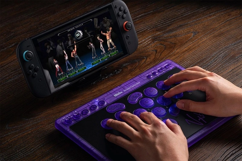 8BitDo Arcade Stick All-Button, Signature Edition, Átlátszó lila, vezeték nélküli kontroller