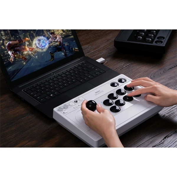 8BitDo Arcade Stick Xbox Series X|S / Xbox One / PC fehér vezeték nélküli kontroller