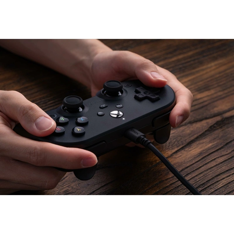 8BitDo Pro 2 Wired, Xbox Series X|S, Xbox One, PC, Hall-Effect, fekete vezetékes kontroller