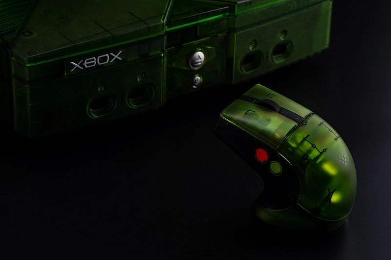 8BitDo Retro R8, 26 000 DPI, PAW 3395, Xbox Edition, vezeték nélküli egér