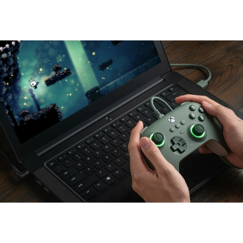8BitDo Ultimate C Xbox Series X|S / Xbox One / PC Hall-Effect sötétzöld vezetékes kontroller
