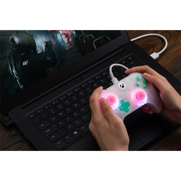 8Bitdo Ultimate Mini, Xbox Series X|S, Xbox One, PC, Official, Hall-Effect, zöld vezetékes kontroller