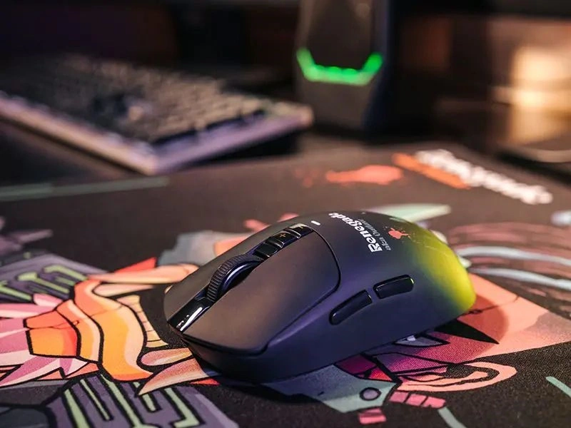 A4-Tech Bloody R72 Ultra Duo Renegade Midnight vezeték nélküli fekete gamer egér