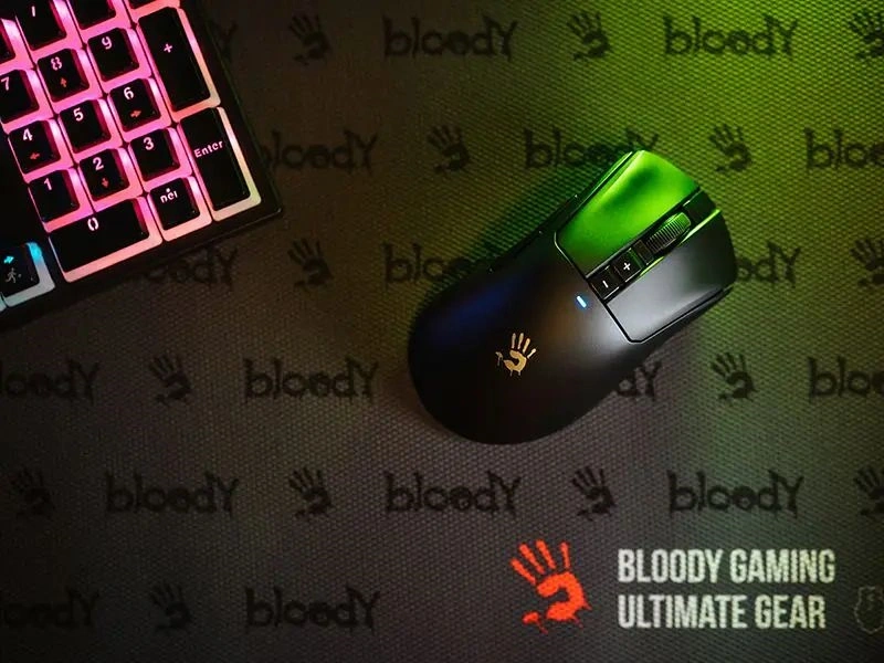 A4-Tech Bloody R73 Ultra vezeték nélküli fekete gamer egér