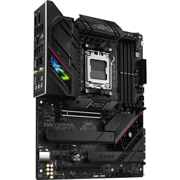 ASUS ROG STRIX B650E-F GAMING WIFI AMD B650 AM5 ATX alaplap DEMO