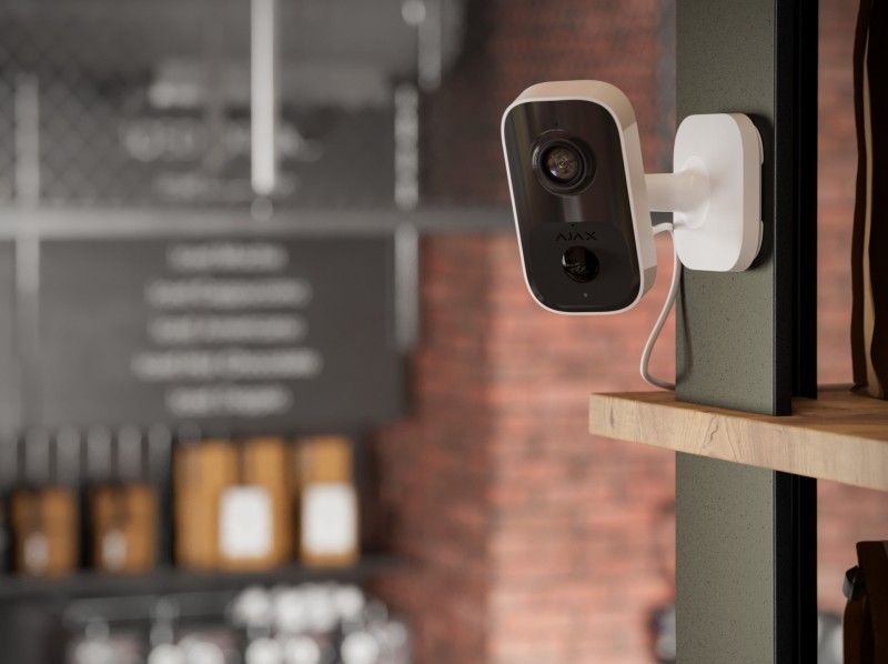 Ajax IndoorCam vezeték nélküli 4MP fehér beltéri csempekamera PIR szenzorral