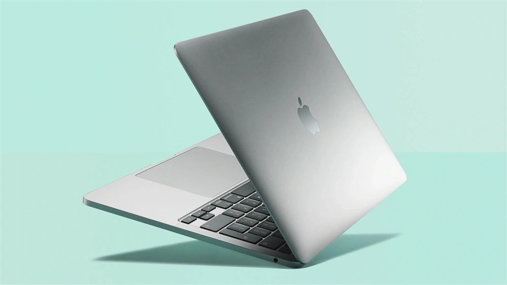 Apple MacBook Pro 2020 13,3"Retina/M1 chip és 8 magos GPU/8GB/512GB SSD/Cseh/ezüst laptop (Felújított,batteryCARE+)