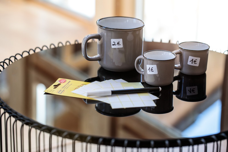 Avery 3042 18x12mm univerzális 216db-os fehér etikett