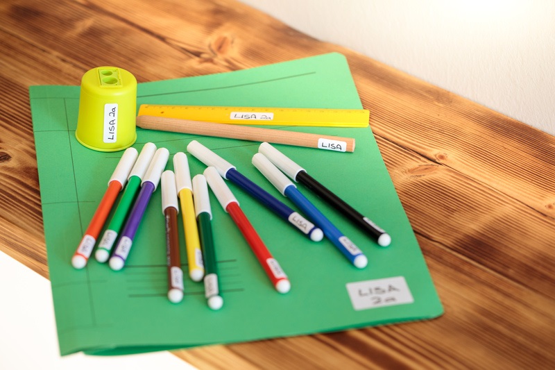 Avery 3042 18x12mm univerzális 216db-os fehér etikett