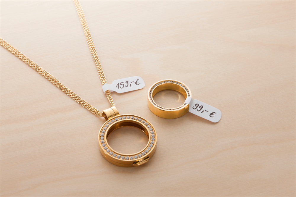 Avery 3335 49x10mm 930 db/csomag fehér kézzel írható árazó címke