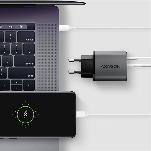 Axagon ACU-PQ67 PD3.0 & QC4+ 2× OUTPUTS, két kimenettel (USB-A + USB-C) 67WGaN hálózati töltő