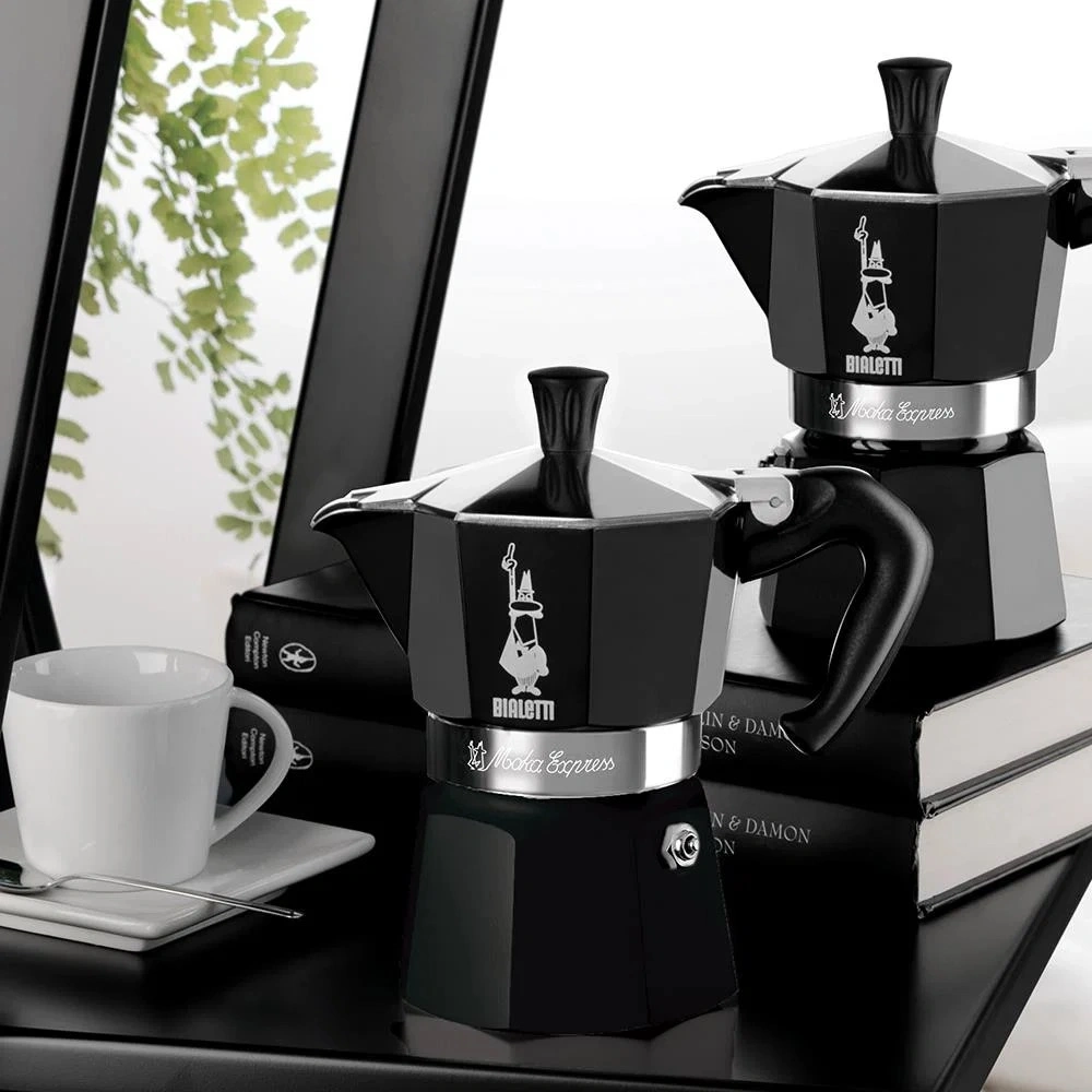 Bialetti 4953 Moka Express fekete 6 személyes kotyogós kávéfőző