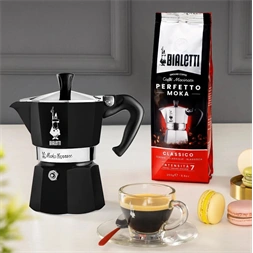 Bialetti 4953 Moka Express fekete 6 személyes kotyogós kávéfőző