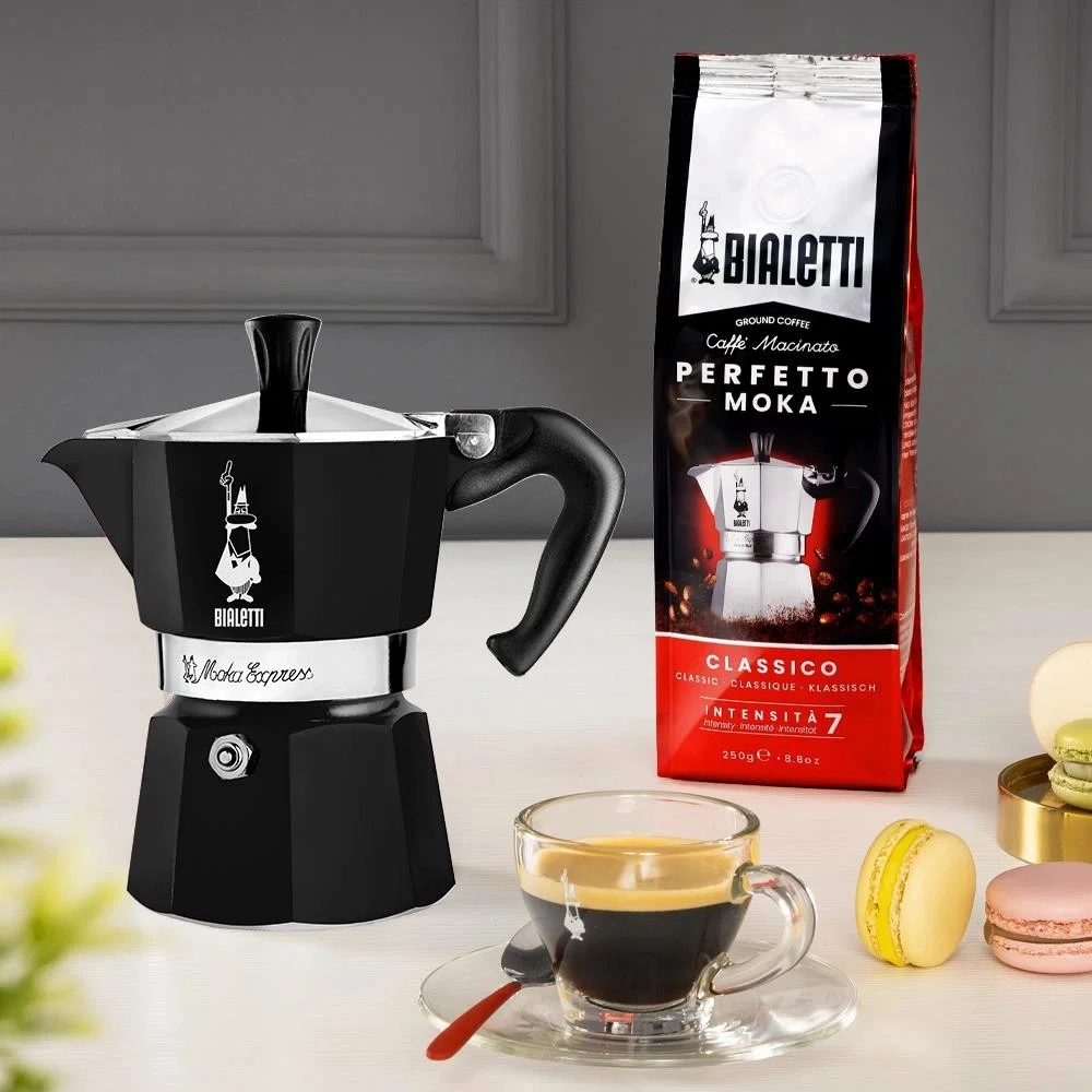 Bialetti 4953 Moka Express fekete 6 személyes kotyogós kávéfőző