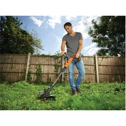 Black & Decker 28 cm vágási szélesség 18V 4.0 Ah Li-Ion akkus fűszegélyvágó