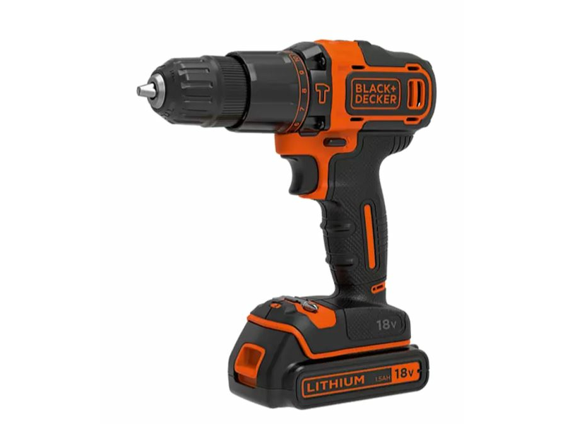 Black&Decker BDCDC18B 18V 1,5Ah 2 akkuval akkus fúró-csavarozó