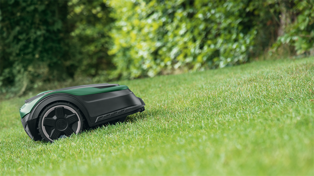 Bosch 06008B0303 Indego M+ 700 robotfűnyíró