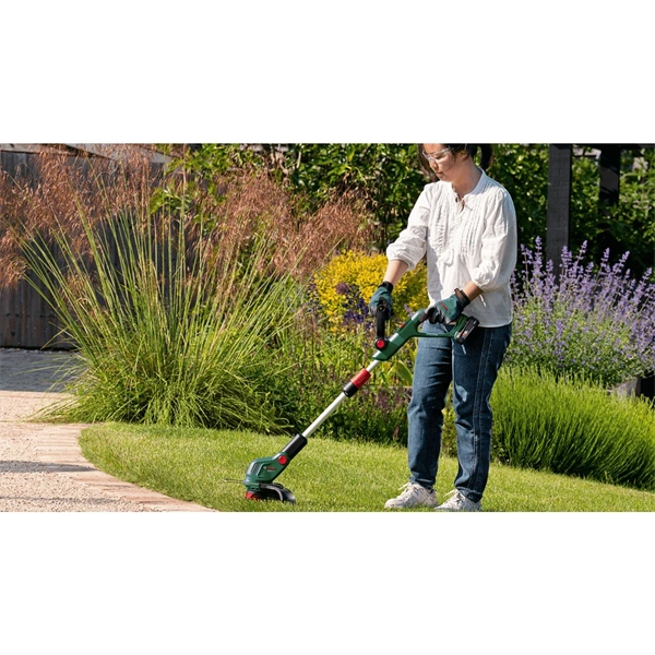 Bosch 06008C1F00 UniversalGrassCut 18V-26-500 akkus szegélyvágó
