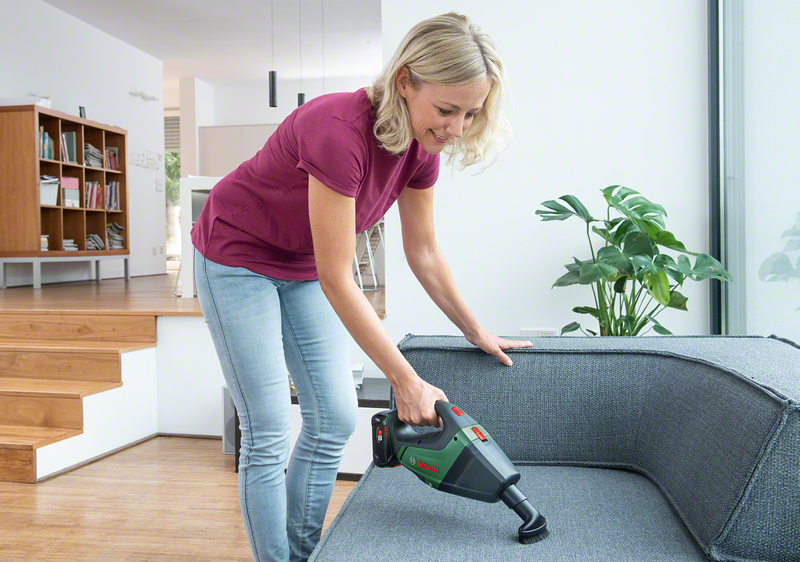 Bosch 06033B9103 UniversalVac 18 EU 1x2,5 Ah 18V akkus porszívó
