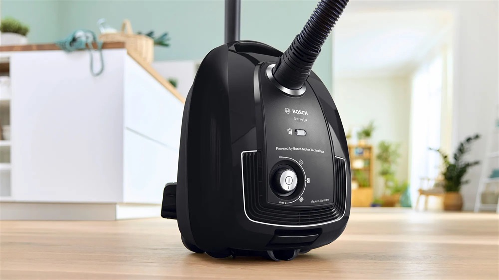 Bosch BGB38BA3T Serie4 porzsákos porszívó