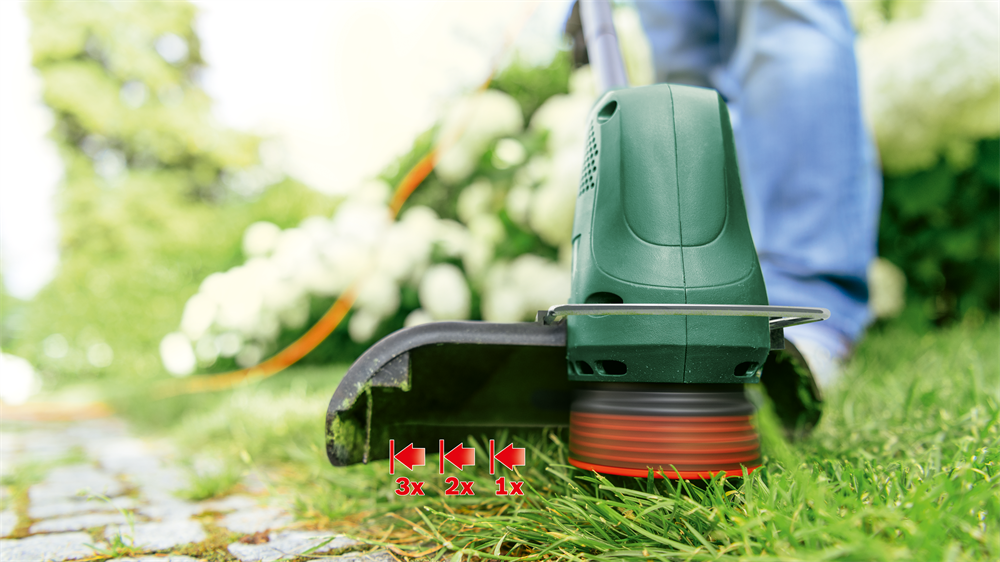 Bosch EasyGrassCut 23 elektromos fűszegélynyíró