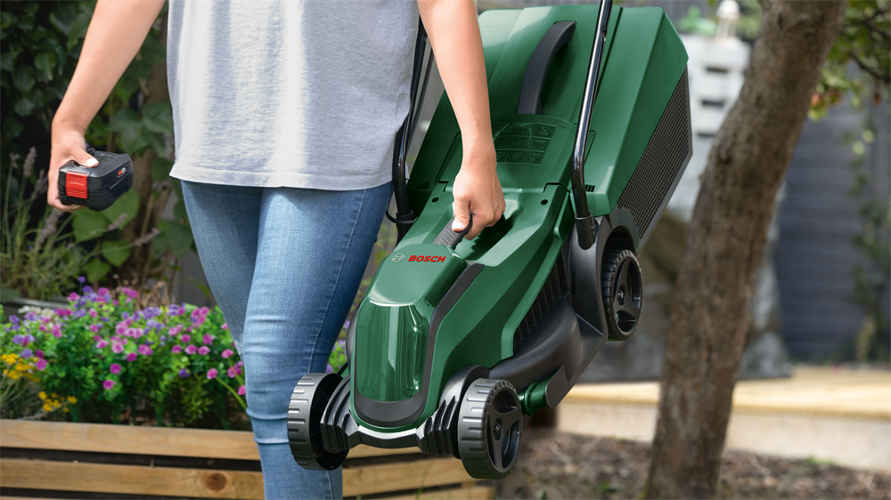 Bosch Easy Mower 18V-32-200 akkumulátoros fűnyíró