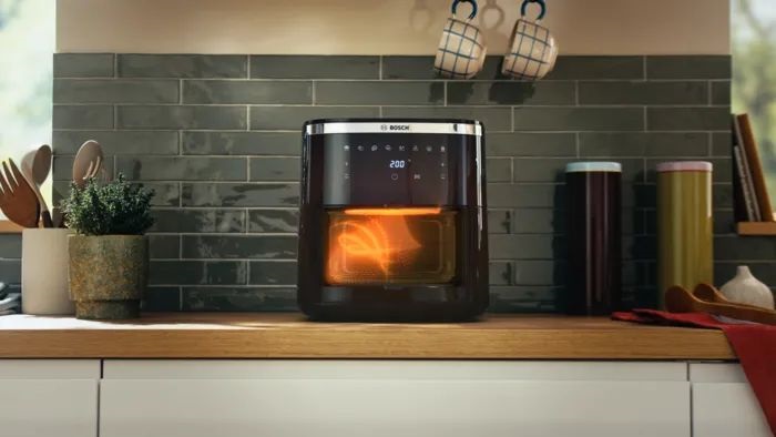 Bosch MAF671B0 fekete 7,2L forrólevegős sütő