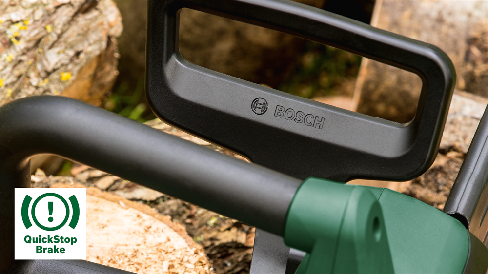 Bosch UniversalChain 35 tartalék lánccal láncfűrész