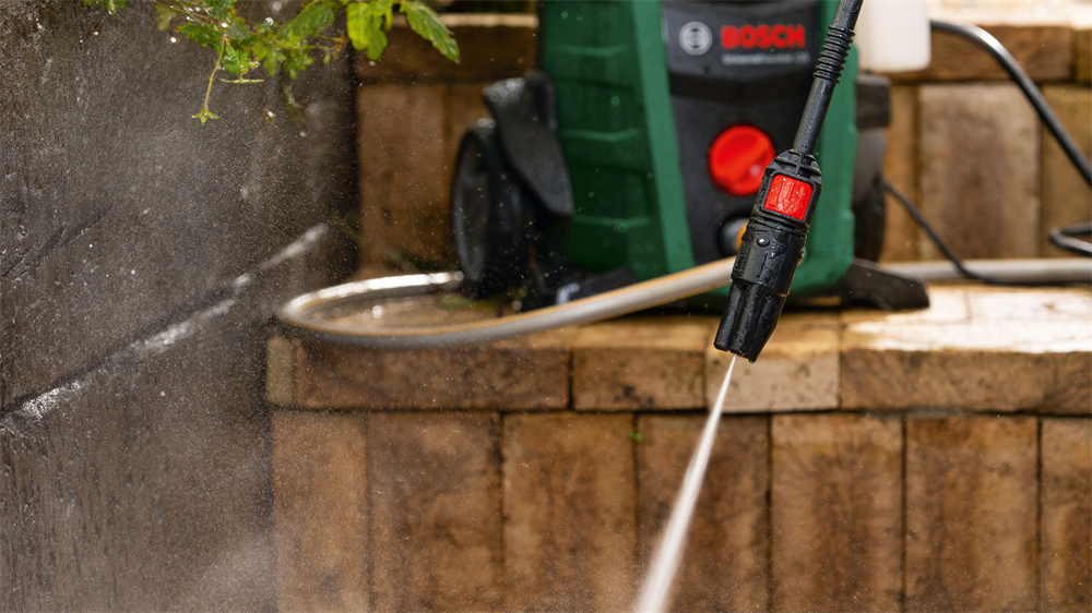 Bosch Universal Aquatak 130 magasnyomású mosó