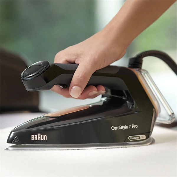 Braun IS7286BK fekete gőzállomás