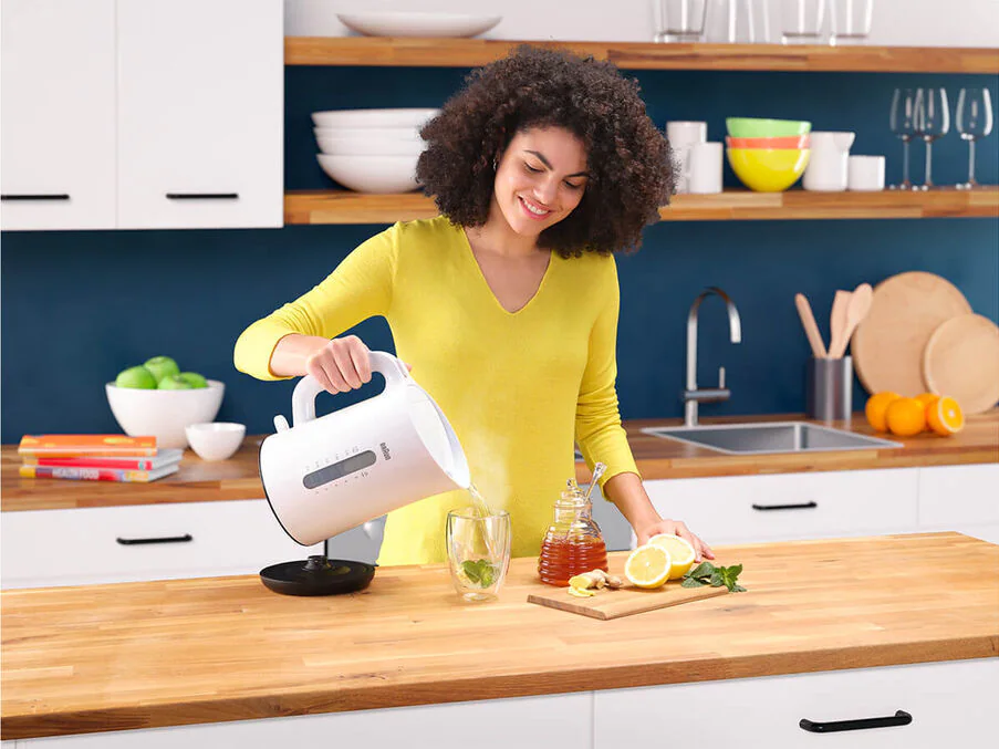 Braun WK1100WH 1,7L-es fehér vízforraló