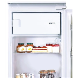 Candy CIO 225 EE/N fehér, egyajtós, beépíthető, Hűtő:163L, Fagyasztó:16L, hűtőszekrény