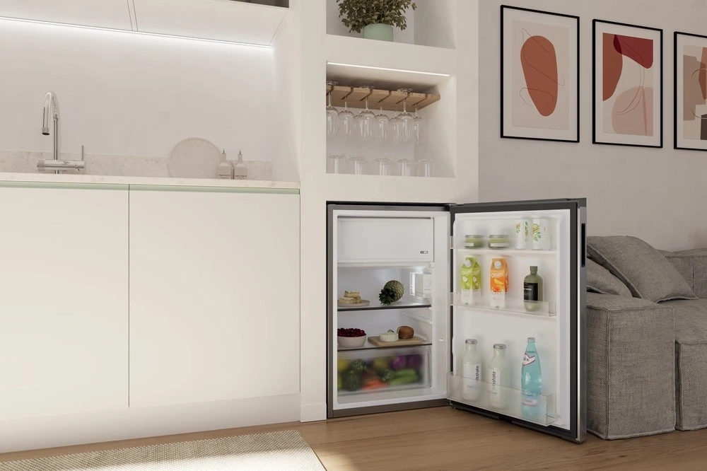 Candy CNOQ2S58EX inox, egyajtós, Hűtő:100+14L, hűtőszekrény