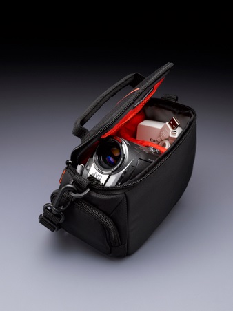 Case Logic DCB-305K fekete kamera/fényképezőgép táska