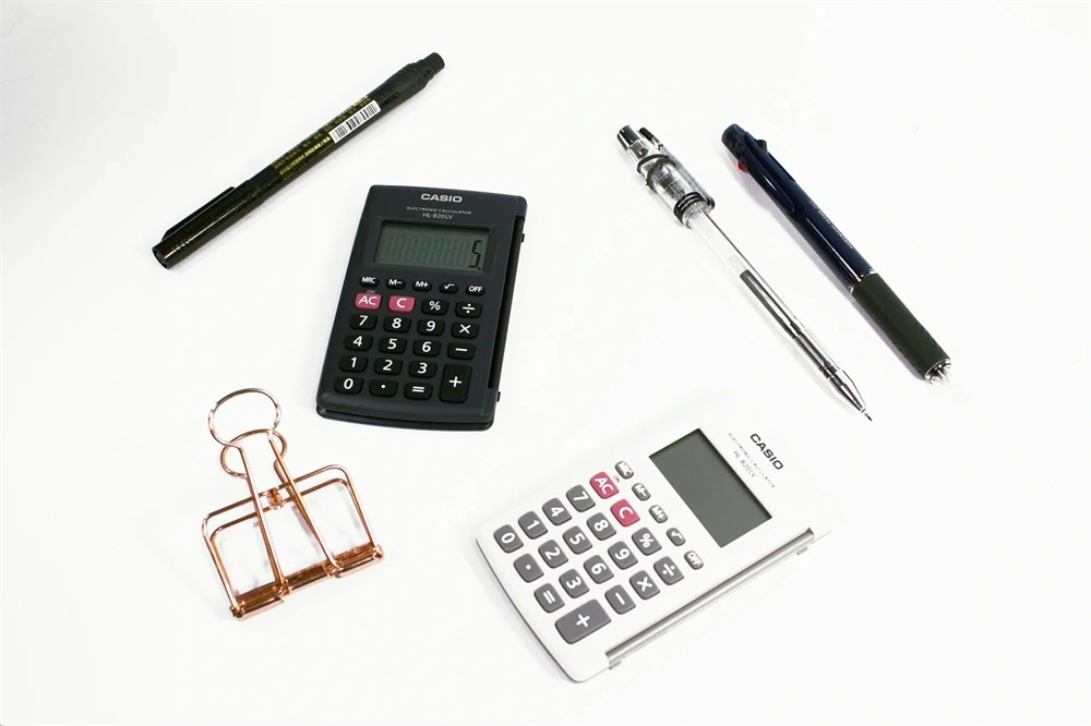 Casio HL-820LV Zsebszámológép