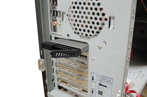 Chieftec CMR-125 1db 2,5" HDD/SSD-hez belső keret (PCI helyre)