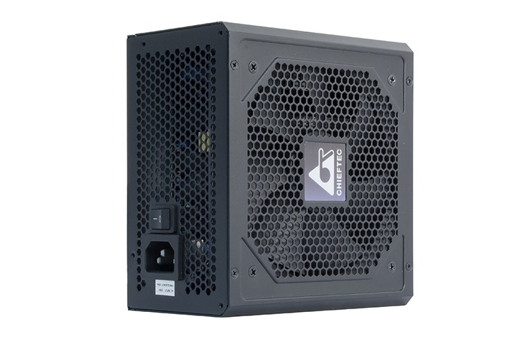 Chieftec ECO GPE-700S 700W PFC 12 cm ventilátorral tápegység