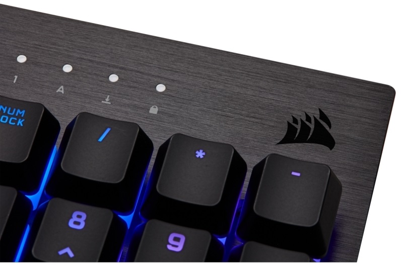 Corsair K60 RGB PRO CHERRY VIOLA Mechanikus Gamer billentyűzet