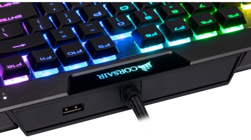 Corsair K70 RGB MK.2 LOW PROFILE RAPIDFIRE Gamer billentyűzet