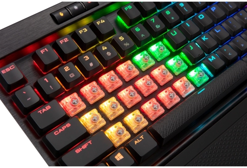 Corsair K70 RGB MK.2 LOW PROFILE RAPIDFIRE Gamer billentyűzet