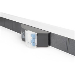 DIGITUS A-19-STRIP42-1 0U PDU 230V 16A 14xCEE 7/3 aljzat CEE7/7 csatlakozó megszakítóval 2M elosztósor