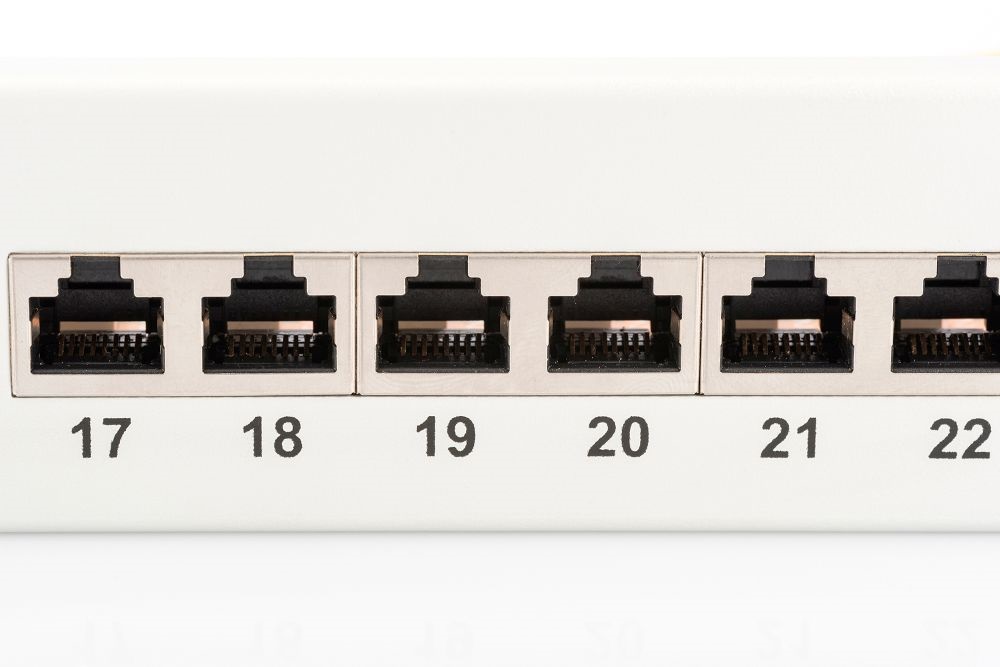 DIGITUS CAT6 24port 19" 1U kompakt szürke árnyékolt Patch Panel