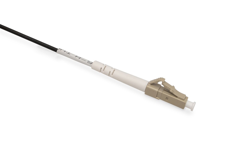 DIGITUS DK-24338UE50BK-BBB 8 szálas 8x LC/UPC 50/125 multimodusú OM4 Dca kültéri/beltéri előszerelt optikai kábel 50m