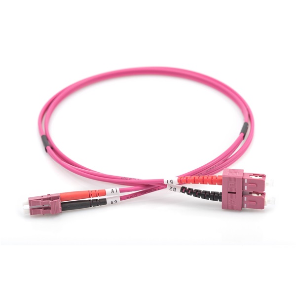 DIGITUS DK-2532-03-4 Duplex 2xSC + 2xLC multimodusú OM4 50/125 LSOH 3m optikai patch kábel