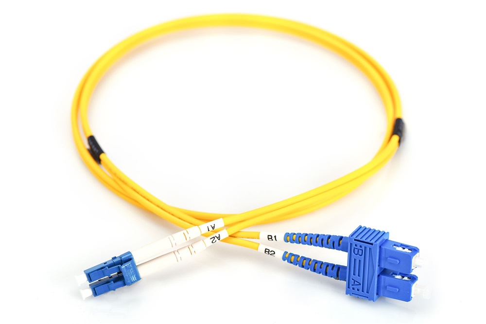 DIGITUS DK-2932-01 Duplex 2xLC + 2xSC monomódusú OS2 9/125 LSOH 1m optikai patch kábel
