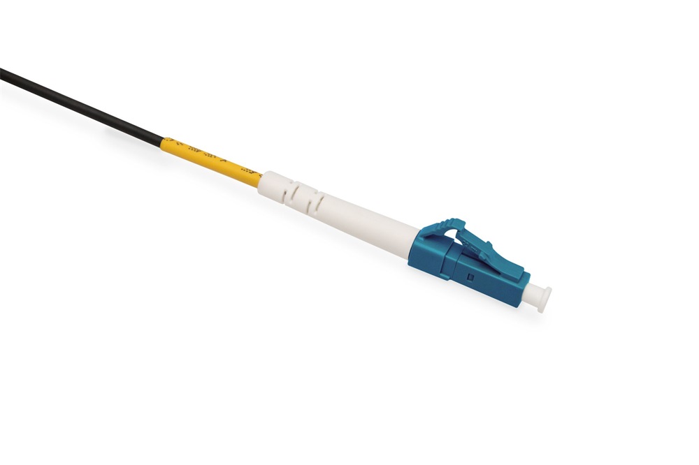 DIGITUS DK-2A338U030BK-BBB 8 szálas 8x LC/UPC 9/125 monomódusú OS2 Dca kültéri/beltéri előszerelt optikai kábel 30m