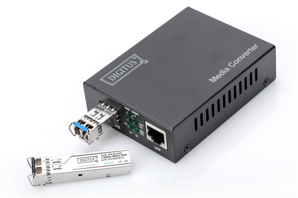 DIGITUS DN-82211 10 Gigabit (RJ45-SFP) SFP modul nélküli média konverter