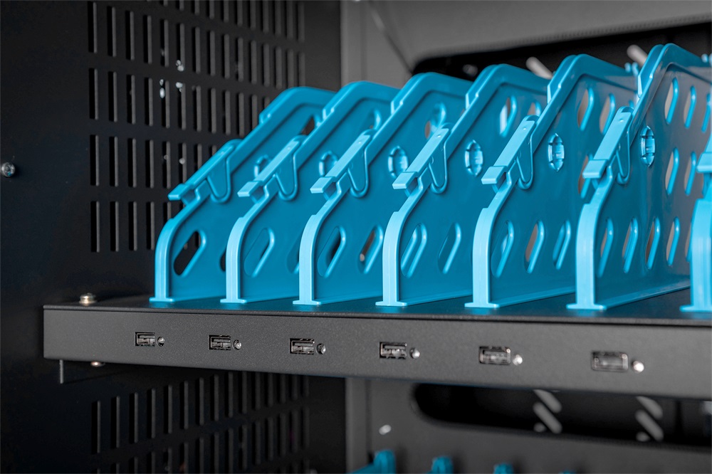 DIGITUS DN-45002 30 állomásos (max. 15,6") tablet és notebook töltőkocsi