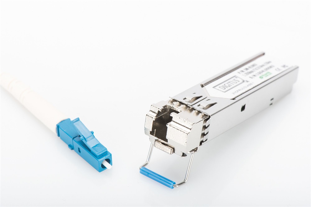 DIGITUS DN-81003 Gigabit monomódusú BiDi egyszálas Tx1310nm/Rx1550nm LC Simplex 20km SFP modul
