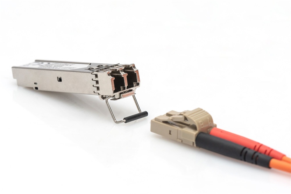 DIGITUS DN-81010 Gigabit 1.25Gbps multimodusú 550m LC SFP modul